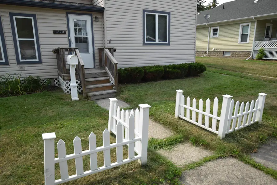 1702 E Erie, Bay City, MI 48706 - #2