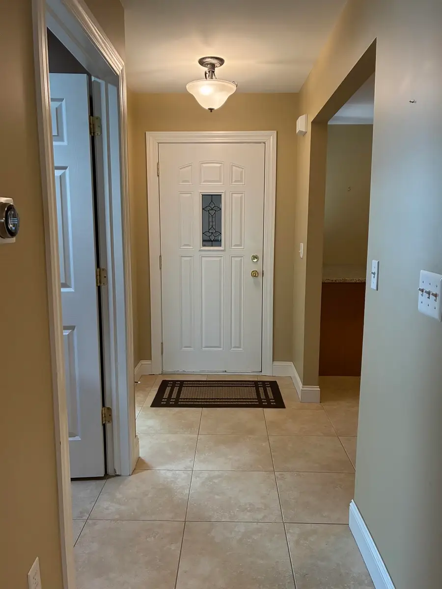 35275 Silver Maple #Unit 37, Bldg 7, Clinton Township, MI 48035 - #3