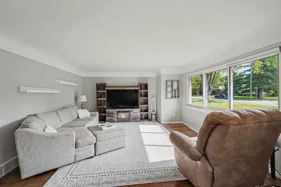 4652 Beverly, Bay City, MI 48706 - #3