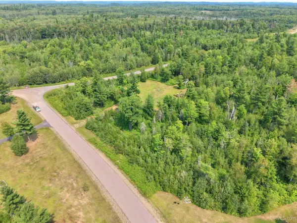 2360 Goldmine Creek, Ishpeming, MI 49849