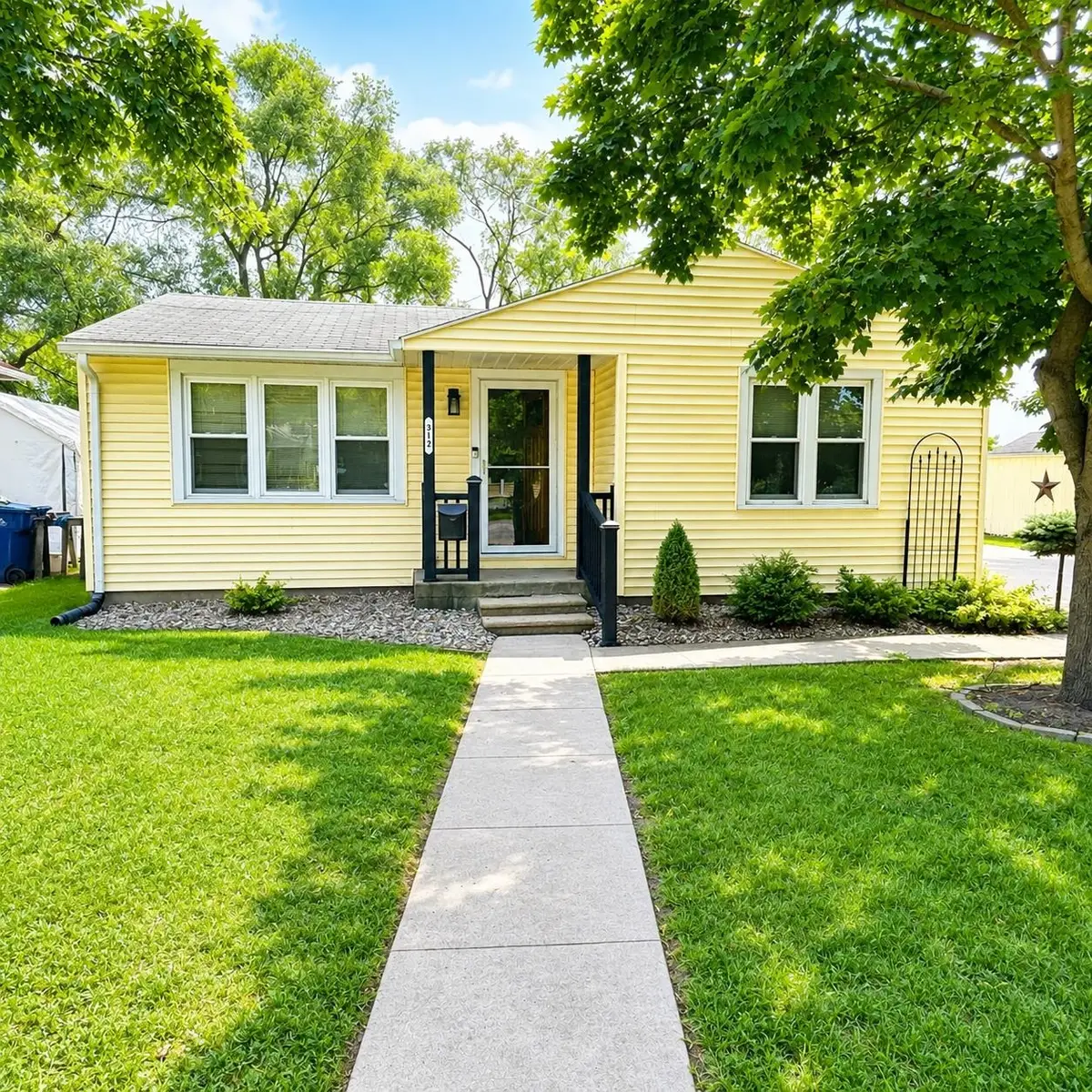 312 Marquette, Bay City, MI 48706 - #1