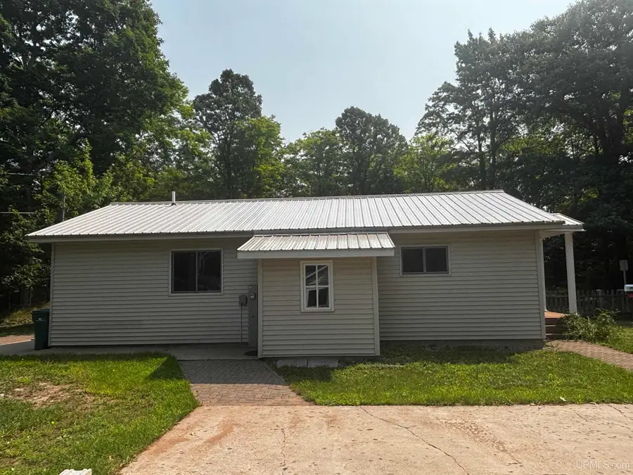 1802 Werner, Marquette, MI 49855 - #3