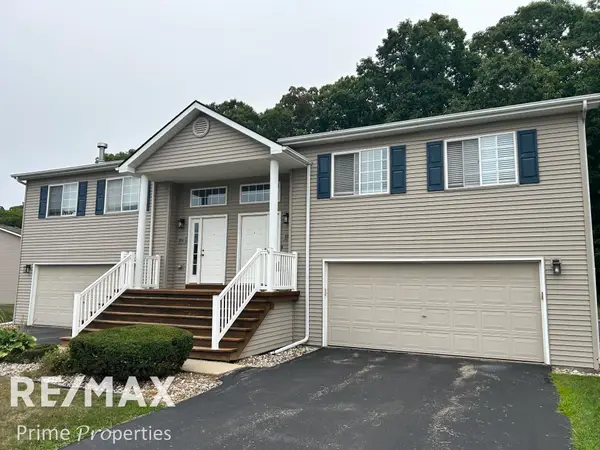 1014 Timber Ridge, Grand Blanc, MI 48439