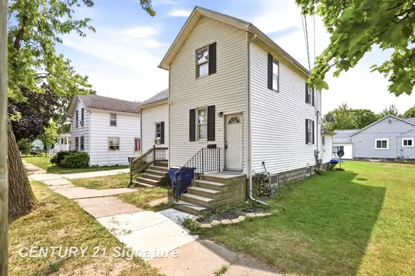 702 S Warner, Bay City, MI 48706