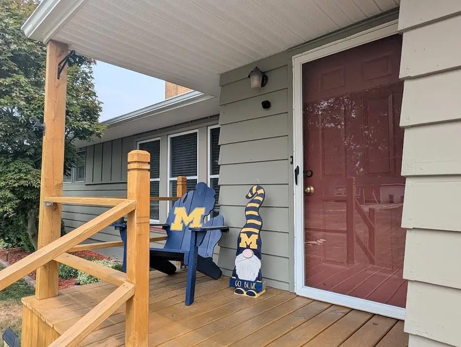 1556 Wilson, Saginaw, MI 48638 - #2