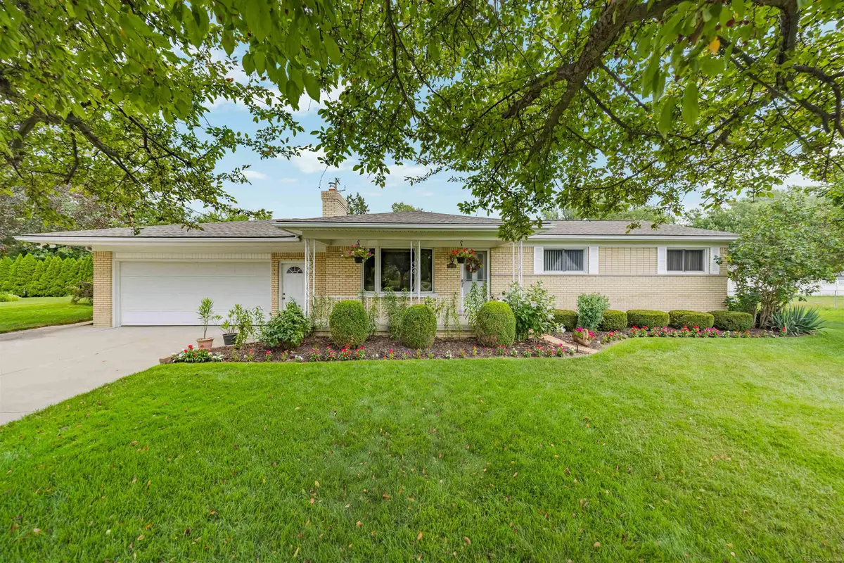 52720 Pappy, Shelby, MI 48316 - #1