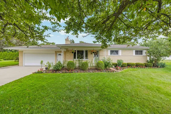 52720 Pappy, Shelby Twp, MI 48316
