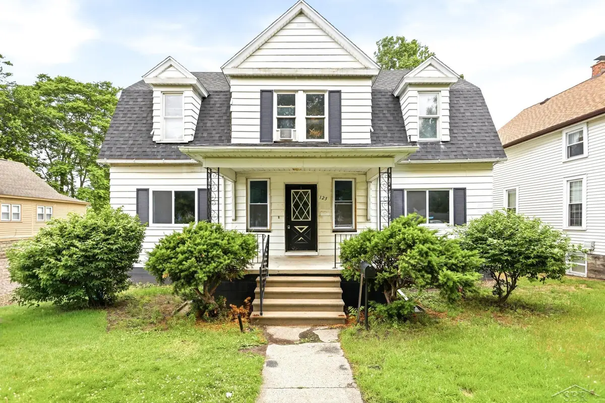 123 Woodside, Bay City, MI 48708 - #1