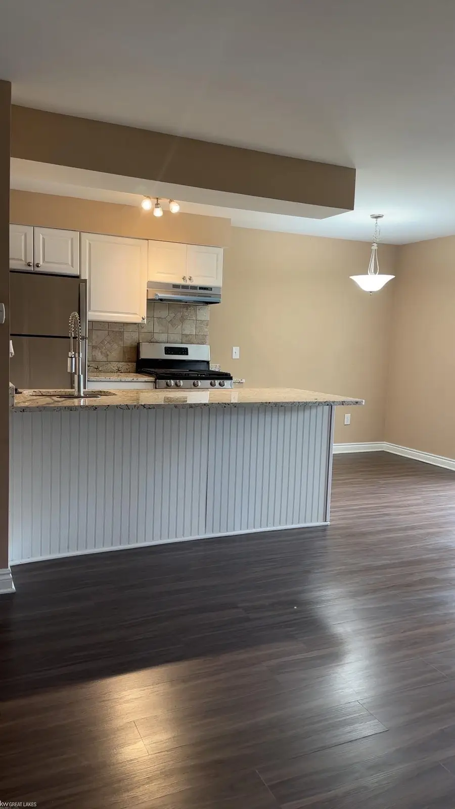 21627 E 11 Mile #3, Saint Clair Shores, MI 48081 - #3