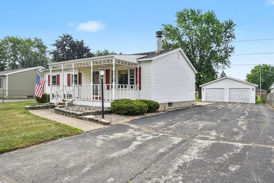 881 Edison, Saginaw, MI 48604 - #2