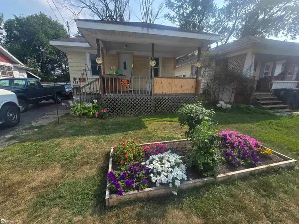 855 Victoria, Flint, MI 48507