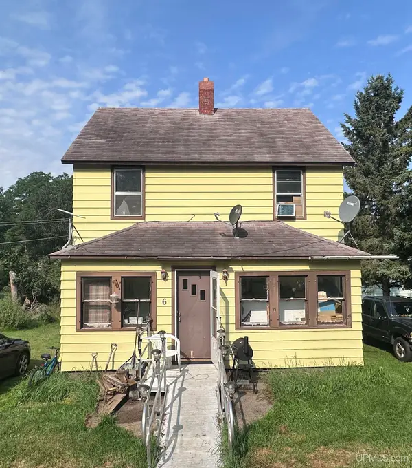 6 Baker, Caspian, MI 49915