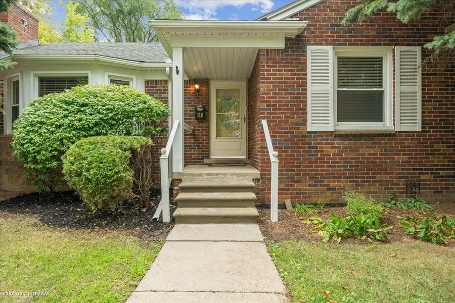 316 Chalfonte, Grosse Pointe Farms, MI 48236 - #2