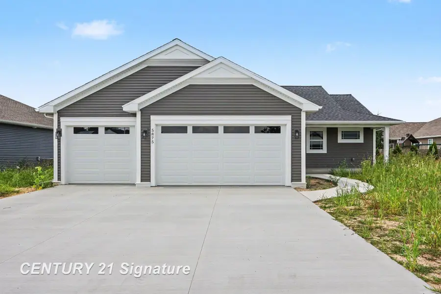 5875 Diamond Meadows, Freeland, MI 48623 - #2
