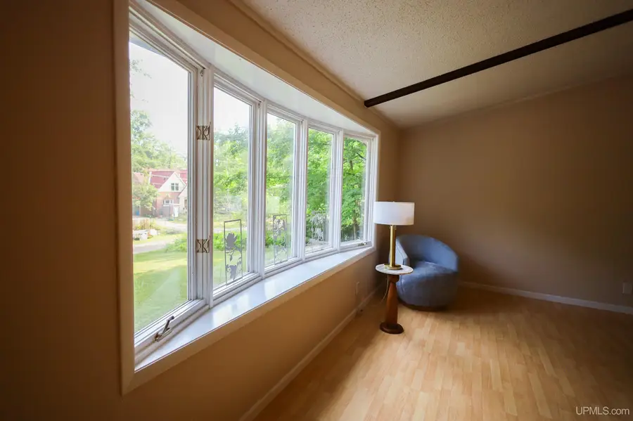 2553 Waldo, Marquette, MI 49855 - #3