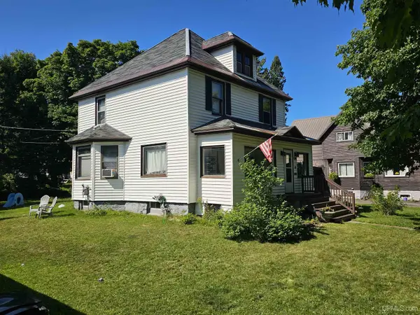 529 Pewabic, Laurium, MI 49913