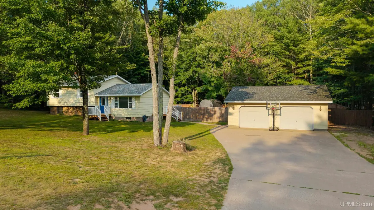 48 Sandwood, Marquette, MI 49855 - #1