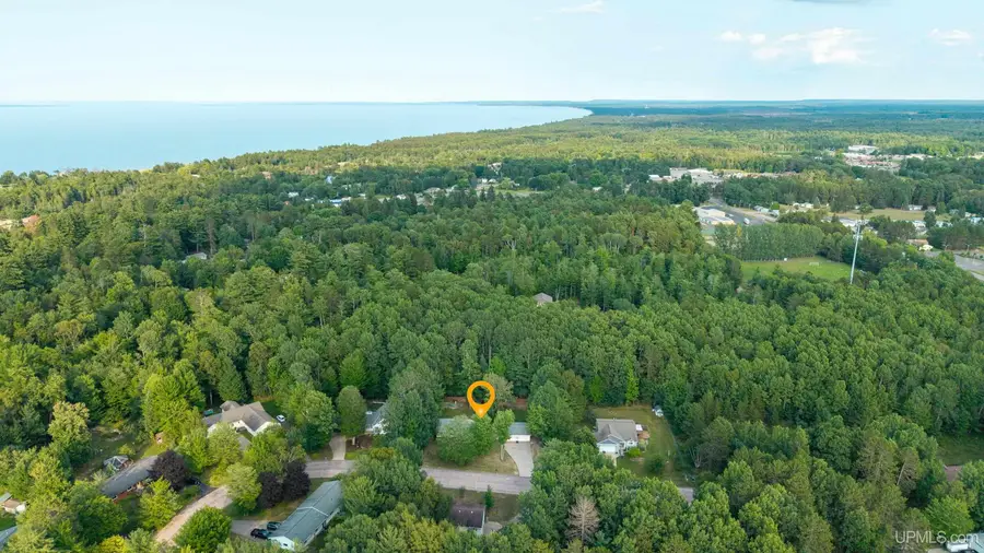 48 Sandwood, Marquette, MI 49855 - #2
