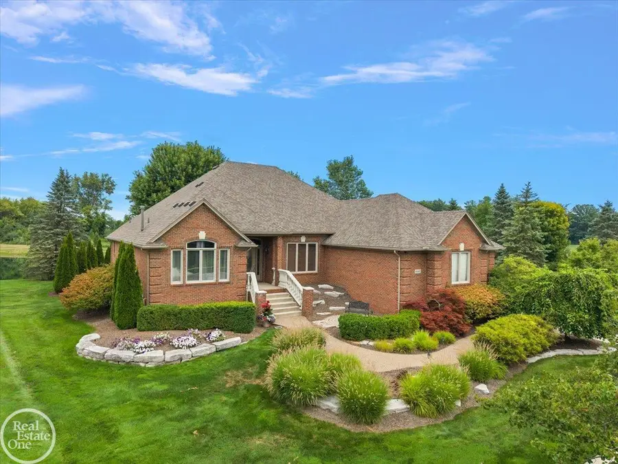 62682 Coralburst #Unit 16, Washington Township, MI 48094 - #3