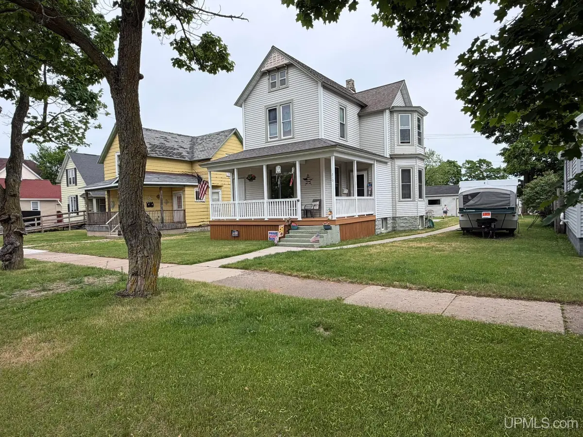 210 N 13th, Escanaba, MI 49829 - #1