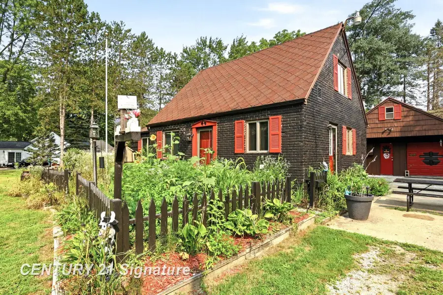 3865 Old King, Saginaw, MI 48601 - #3