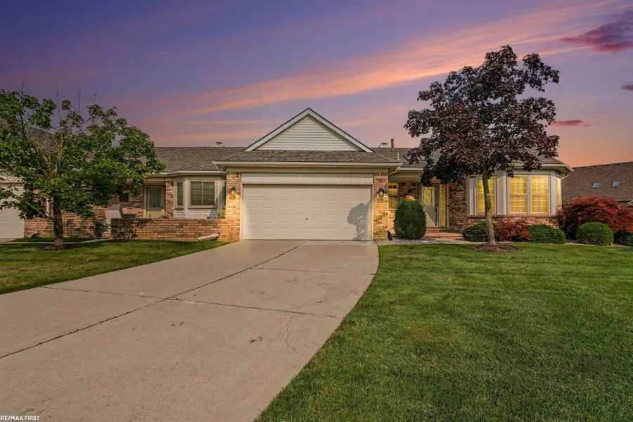 52109 E Westgrove Ct. #510 Unit 103, Macomb, MI 48042 - #2
