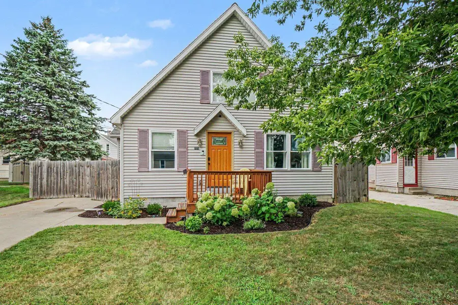 805 Leng, Bay City, MI 48706 - #2
