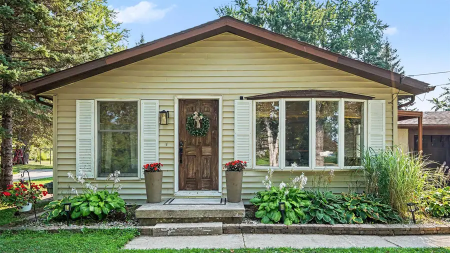 5111 S 2 Mile Rd, Bay City, MI 48706 - #3