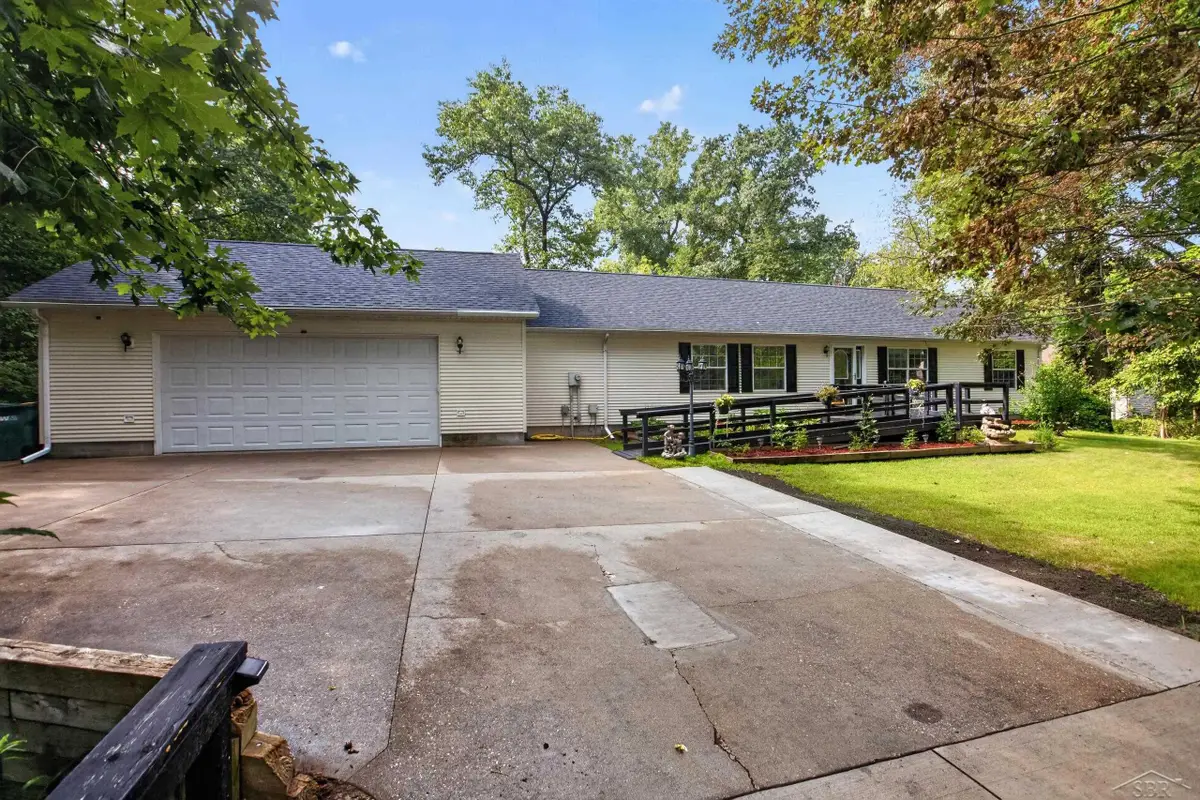 340 Richards, Bay City, MI 48706 - #1