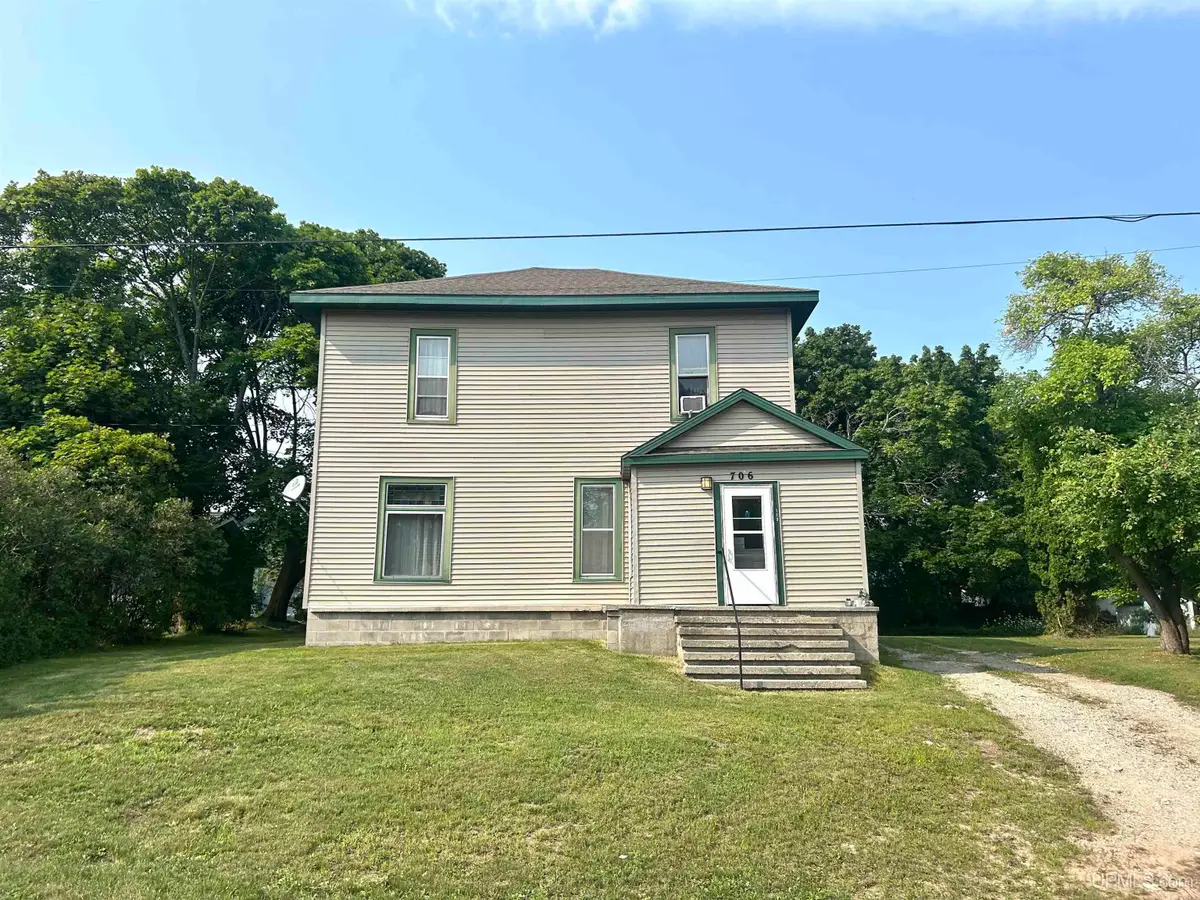 706 Michigan, Manistique, MI 49854 - #1