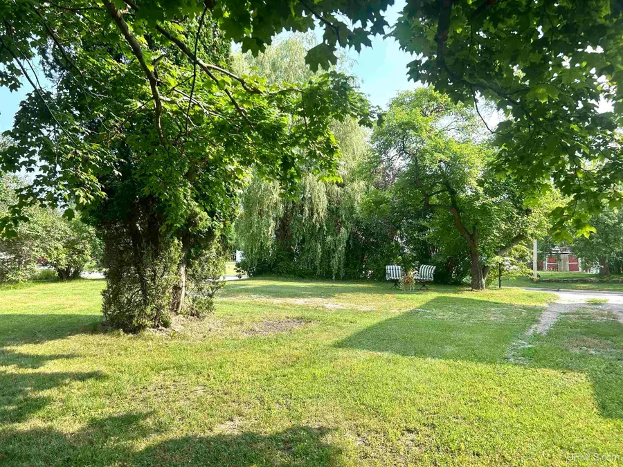 706 Michigan, Manistique, MI 49854 - #2
