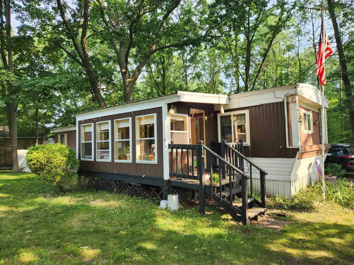 4172 Betty Lee, Gladwin, MI 48624 - #1