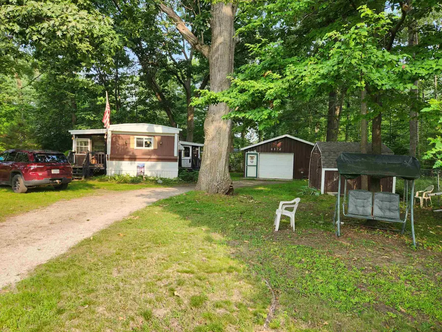 4172 Betty Lee, Gladwin, MI 48624 - #3