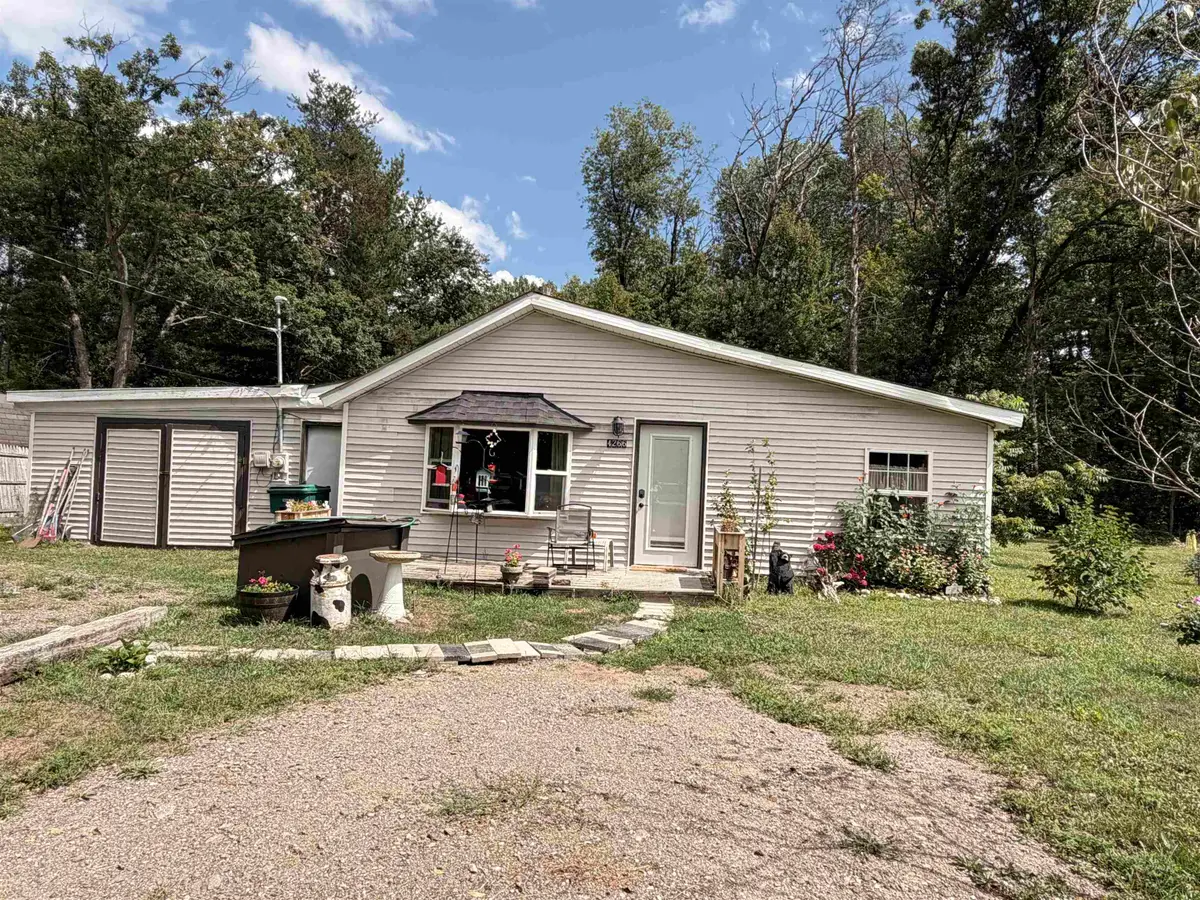 4266 E Oakley, Harrison, MI 48625 - #1