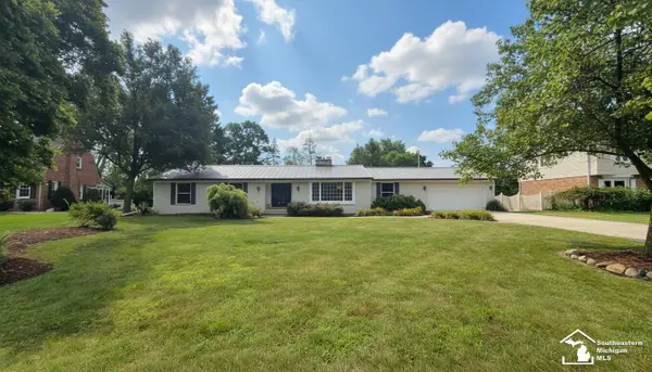 5432 Brookshire, Monroe, MI 48161