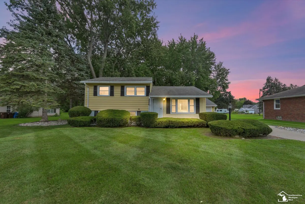 1960 Vivian, Monroe, MI 48162 - #1