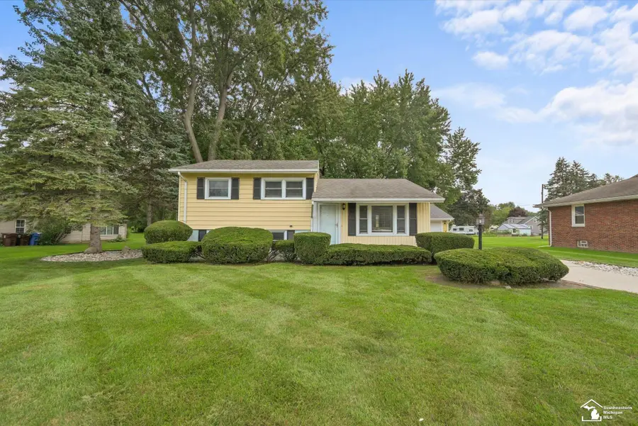 1960 Vivian, Monroe, MI 48162 - #3