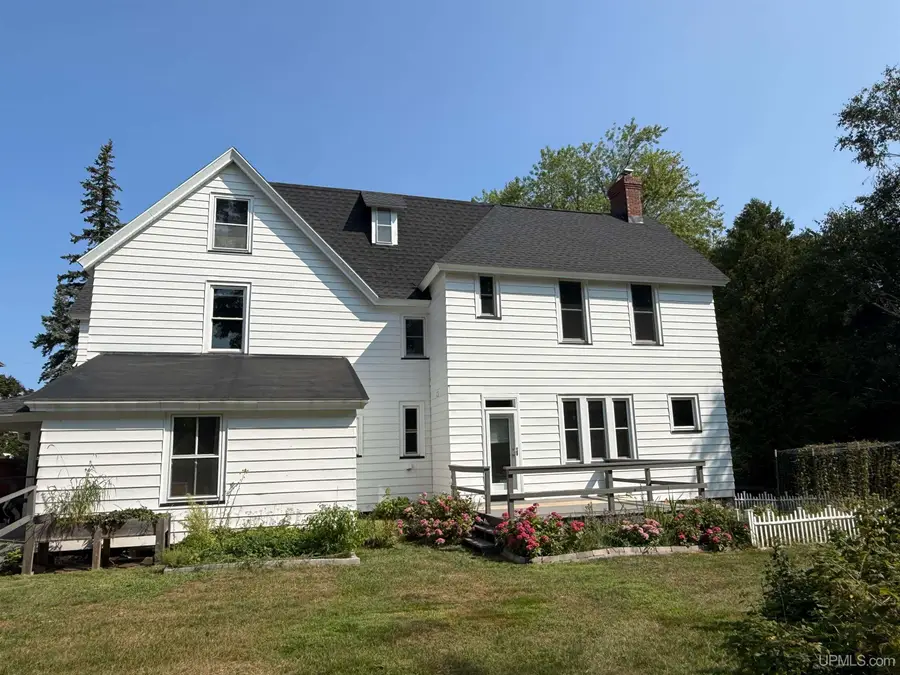 422 E Ohio, Marquette, MI 49855 - #3