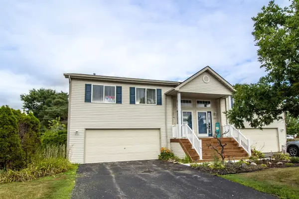 9362 Lake Park, Grand Blanc, MI 48439
