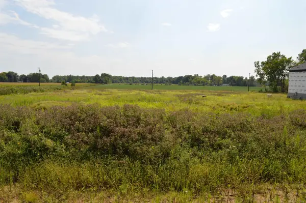 17352 Gilmore, Armada, MI 48005