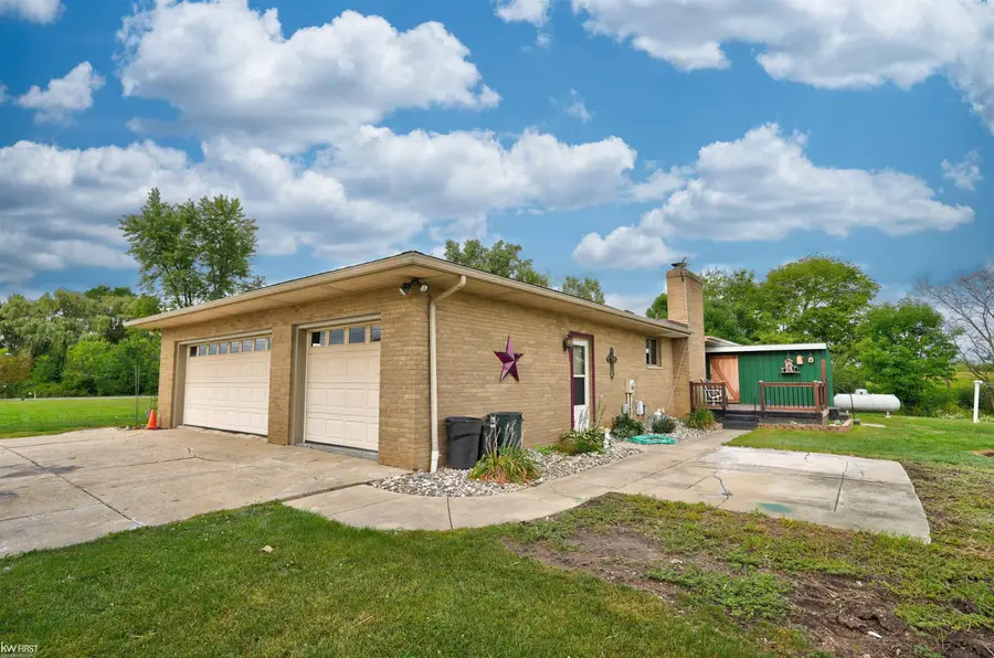 5407 E Dodge, Mount Morris, MI 48458 - #3