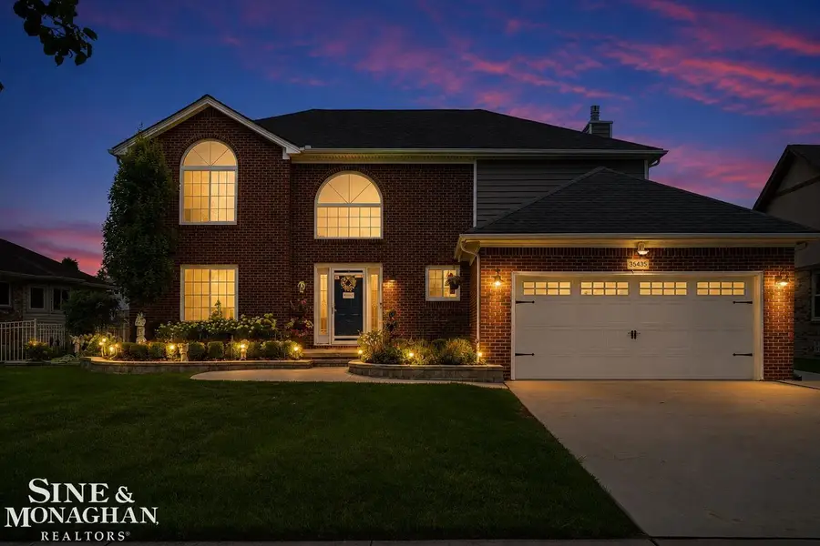 35435 St Clair, New Baltimore, MI 48047 - #3