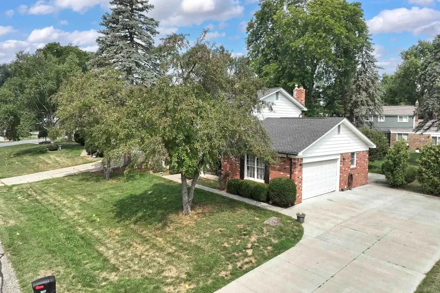 5417 Fieldcrest, Shelby, MI 48316 - #3