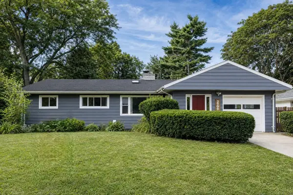 2909 Crestview, Kalamazoo, MI 49006