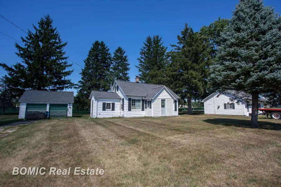 3977 Busch, Birch Run, MI 48415 - #2