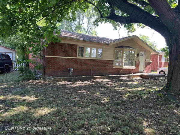 1814 Marlowe Dr, Flint, MI 48504