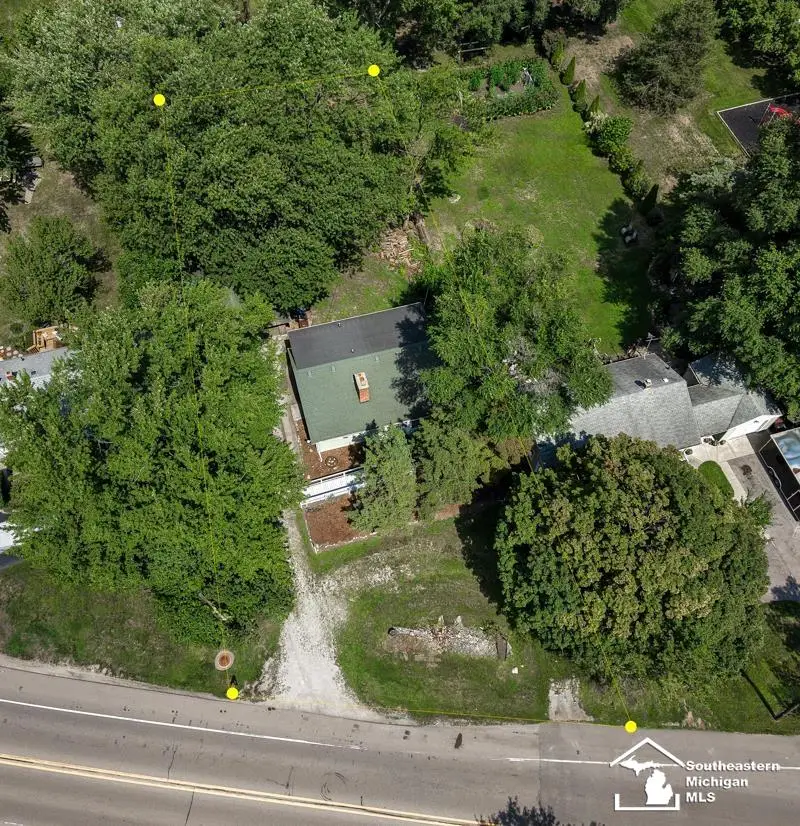 1592 Stewart, Monroe, MI 48162 - #3