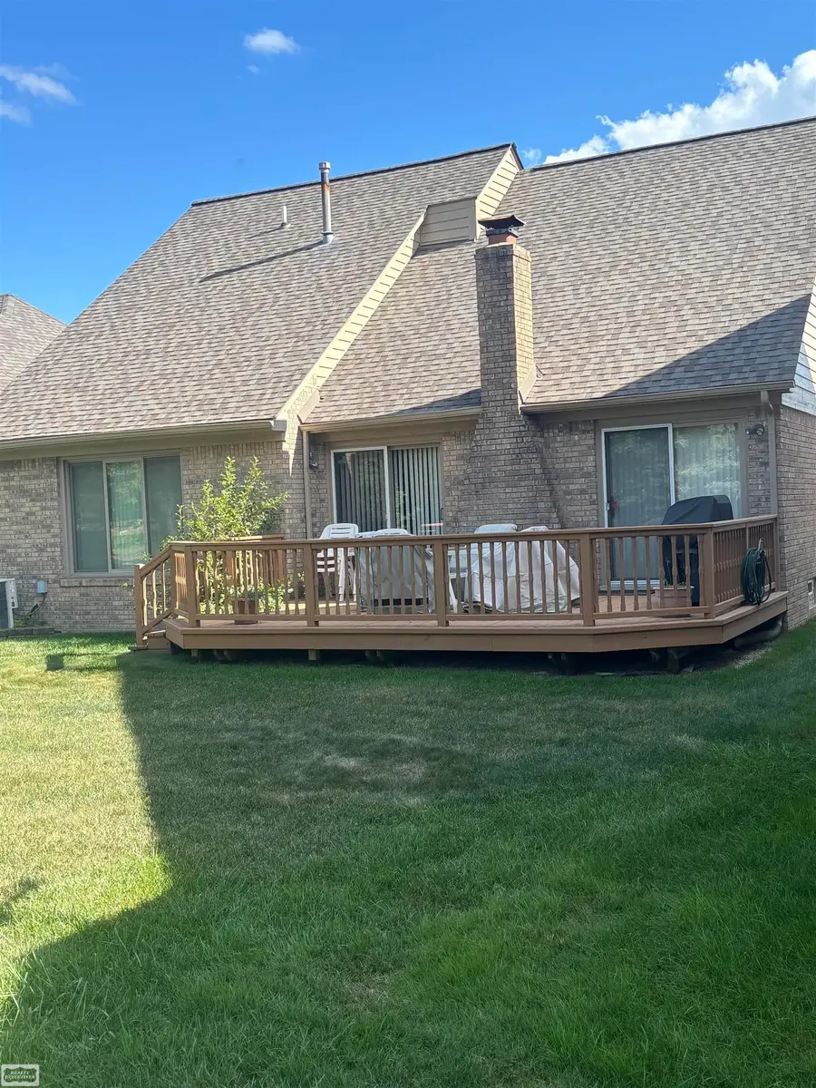 16371 Paint Creek, Macomb, MI 48042 - #2