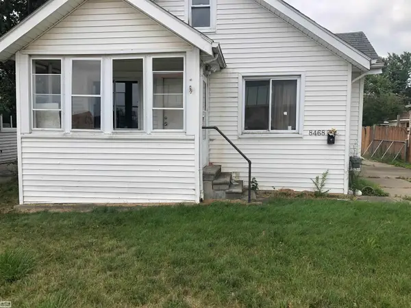 8468 Studebaker, Warren, MI 48089