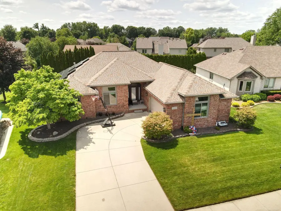 47641 Beacon Square, Macomb, MI 48044 - #3